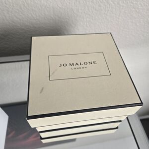 Jo Malone London Fragrances Gift Box 6"x 6"